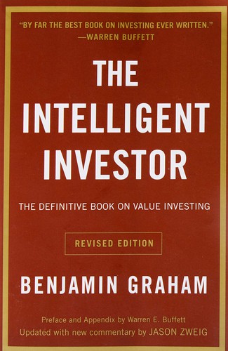 Cover of The Intelligent Investor by Benjamin Graham, 2003 revised edition with commentary by Jason Zweig